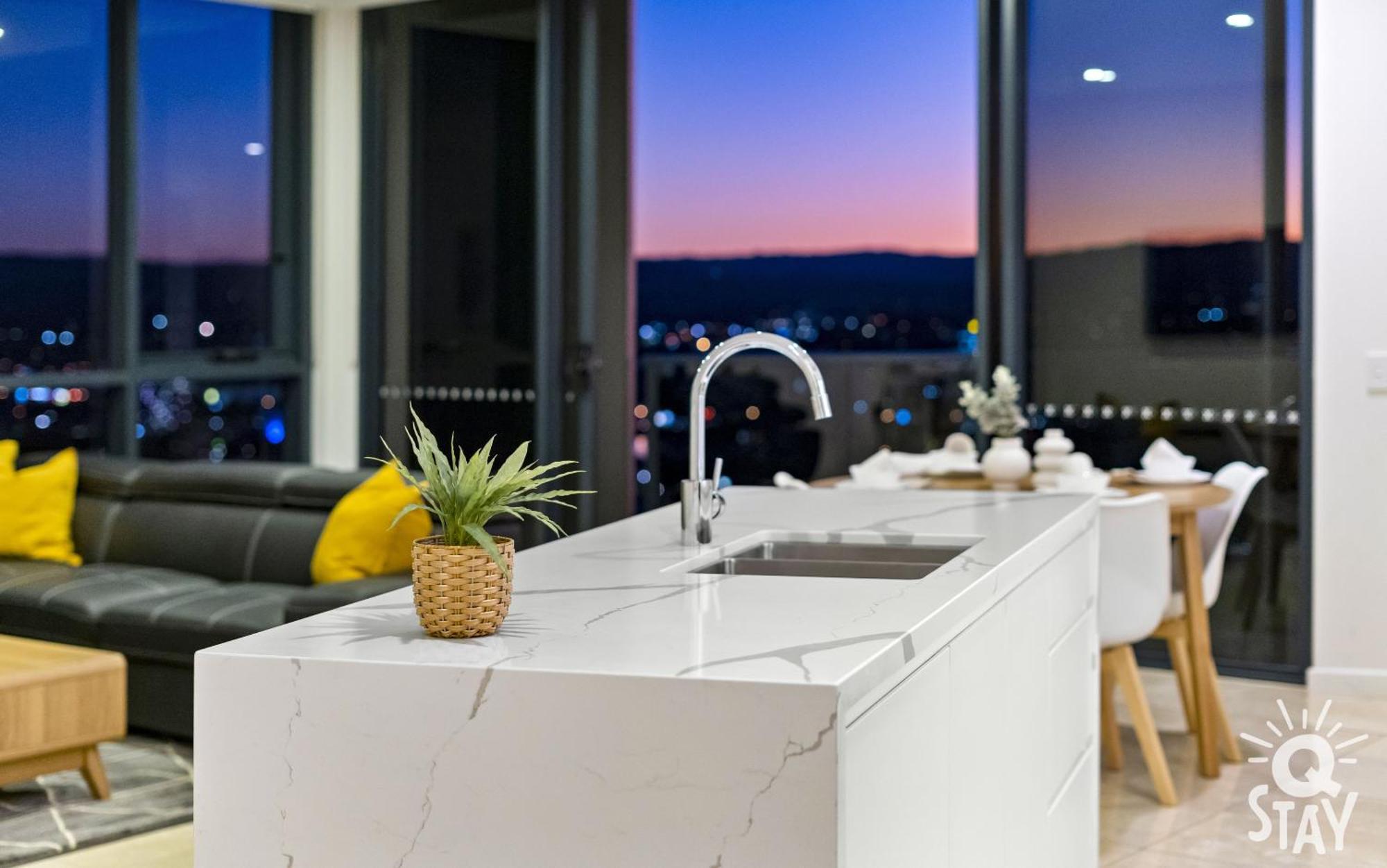 Ruby Apartments - Qstay Gold Coast Exterior photo
